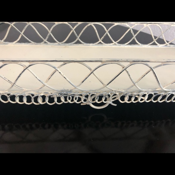 Antique-look Display Shelf - Picture 4 of 7